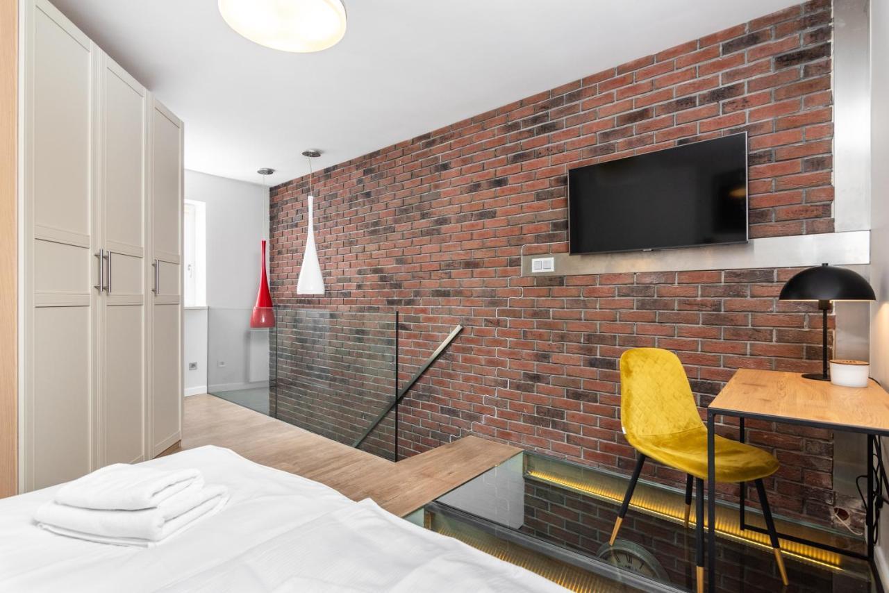 Dwupoziomowy Apartament Na Starym Podgorzu - By Upstairs 克拉科夫 外观 照片
